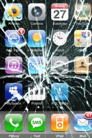 1_Broken_Iphone.jpg